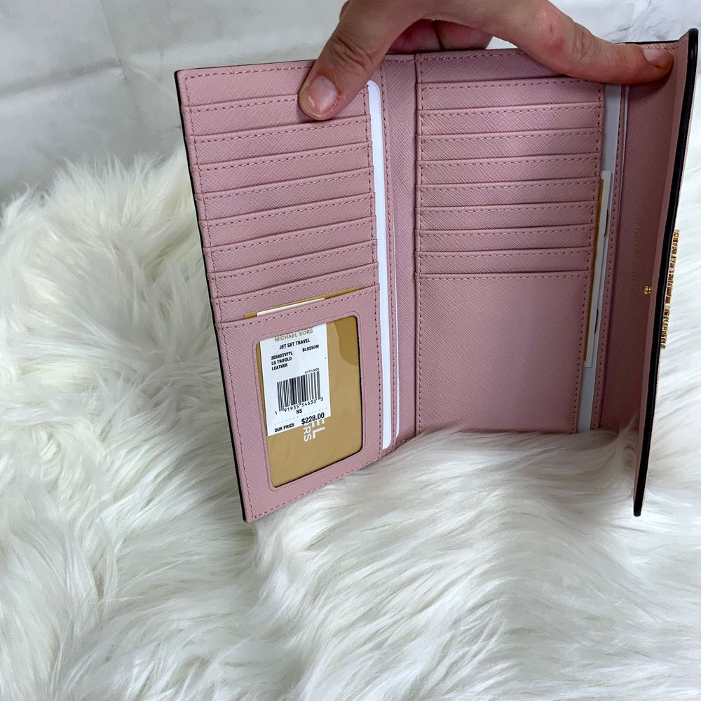 Michael Kors Mott Medium Satchel - Picture 10 of 11